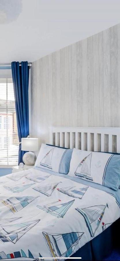 By The Seaside Bed & Breakfast Blackpool Luaran gambar
