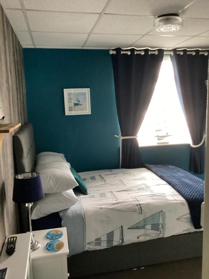 By The Seaside Bed & Breakfast Blackpool Luaran gambar
