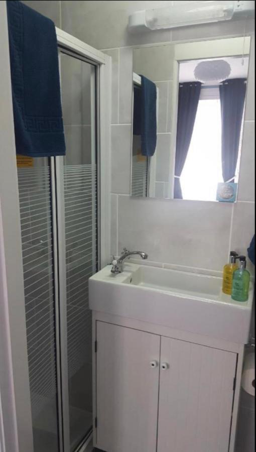 By The Seaside Bed & Breakfast Blackpool Luaran gambar