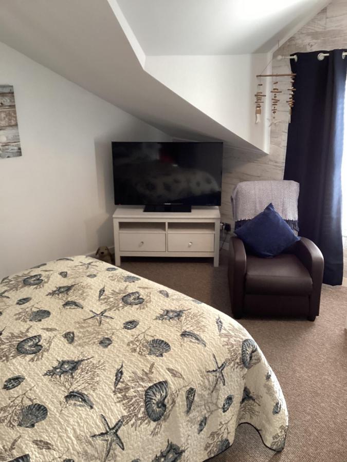 By The Seaside Bed & Breakfast Blackpool Luaran gambar