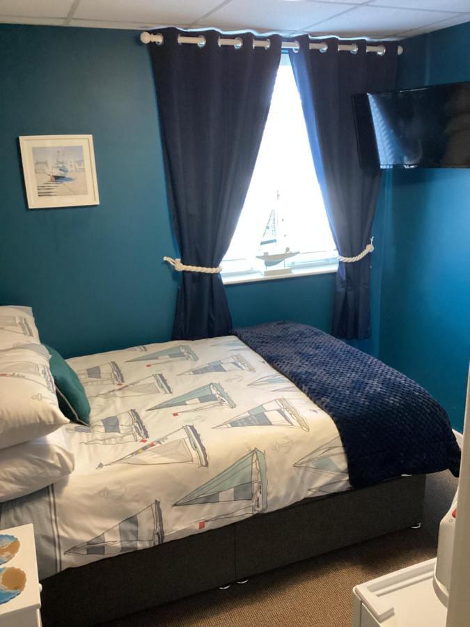 By The Seaside Bed & Breakfast Blackpool Luaran gambar