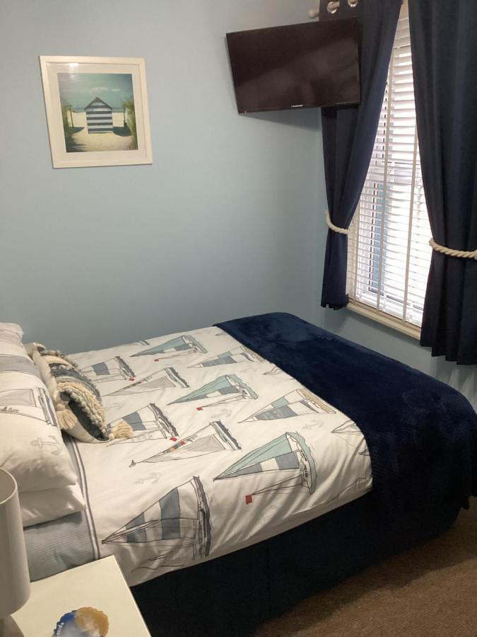 By The Seaside Bed & Breakfast Blackpool Luaran gambar