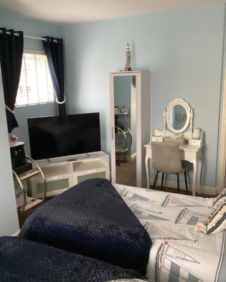 By The Seaside Bed & Breakfast Blackpool Luaran gambar